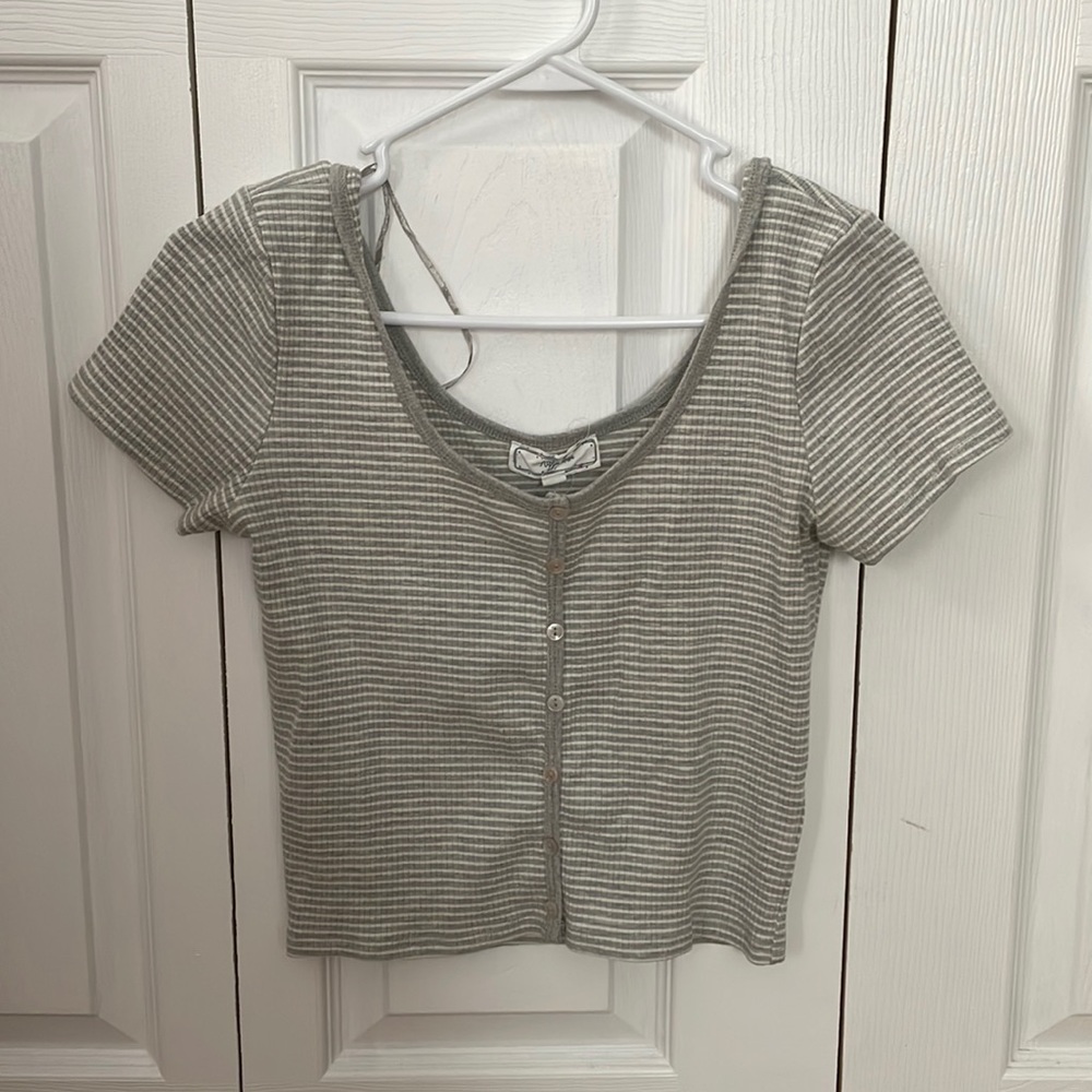 stripped tshirt